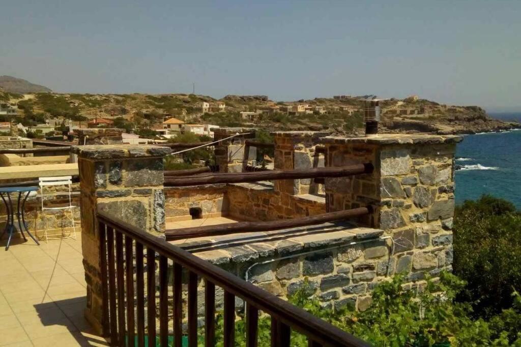 Traditional Stone House By The Sea... Καπετανιανά Εξωτερικό φωτογραφία