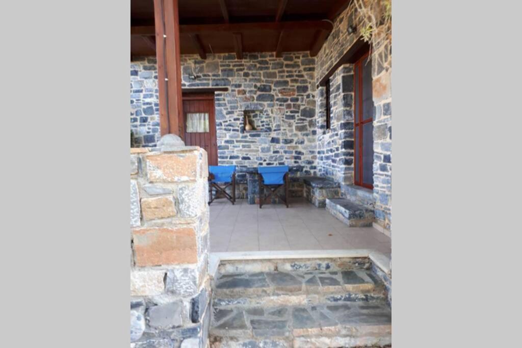Traditional Stone House By The Sea... Καπετανιανά Εξωτερικό φωτογραφία