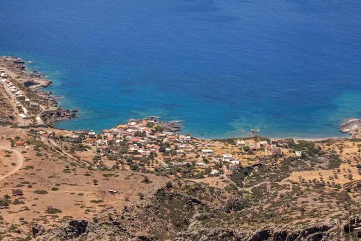 Traditional Stone House By The Sea... Καπετανιανά Εξωτερικό φωτογραφία